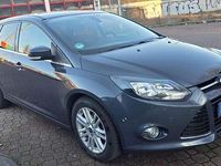 Gebraucht Ford Focus SYNC Edition 125 PS (91 kW) 2014 Blau Kombi