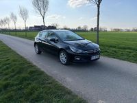Gebraucht Opel Astra Edition 150 PS (110 kW) 2016 Schwarz Limousine