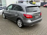 Gebraucht Mercedes B220 177 PS (130 kW) 2016 Mountaingrau  met. Kleinwagen