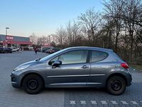 Gebraucht Peugeot 207 73 PS (53 kW) 2010 Kleinwagen