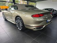 Neu Bentley Continental Mulliner 600 PS (441 kW) 2025 Gold Limousine