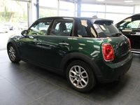 Gebraucht Mini Cooper 136 PS (100 kW) 2016 Grün Kleinwagen