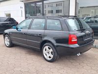Gebraucht Audi A4 116 PS (85 kW) 2000 Schwarz Kombi