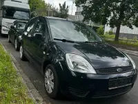 Używany Ford Fiesta 70 KM (51 kW) 2005 Niebieski Hatchback