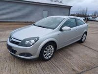 Gebraucht Opel Astra Edition+ 105 PS (77 kW) 2006 Starsilber iii m2 Coupé