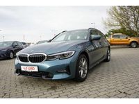 Używany BMW 330e Sport Line 252 KM (185 kW) 2020 Niebieski Kombi