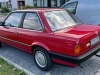 Gebraucht BMW 316 99 PS (72 kW) 1988 Rot Limousine
