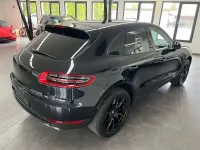 Gebraucht Porsche Macan 258 PS (189 kW) 2014 Tiefschwarz SUV