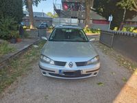 Gebraucht Renault Laguna II Avantage 111 PS (81 kW) 2005 Silber Limousine
