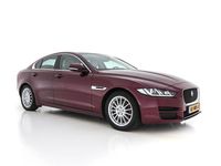 Gebraucht Jaguar XE Business Edition 165 PS (121 kW) 2017 Rot Limousine