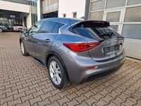 gebraucht Infiniti Q30 1.5d Autom. Premium City Black Navi/LED/SHZ