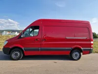 Gebraucht Mercedes Sprinter 129 PS (94 kW) 2011 Rot Van