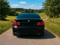 Gebraucht BMW 750 Shadowline 381 PS (280 kW) 2014 Schwarz Limousine