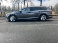 Gebraucht VW Passat Highline 190 PS (139 kW) 2015 Grau Kombi
