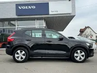 Gebraucht Volvo XC40 Kinetic 150 PS (110 kW) 2020 Onyxblackmetallic (schwarz) SUV