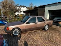 Gebraucht Mercedes 190 109 PS (80 kW) 1993 Andere farben Limousine
