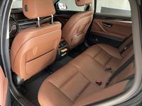 Gebraucht BMW 520 190 PS (139 kW) 2016 Schwarz Kombi