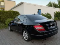 Gebraucht Mercedes C180 156 PS (114 kW) 2009 Schwarz Limousine