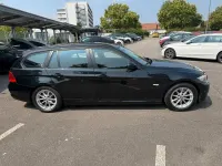 Gebraucht BMW 318 Sport Line 143 PS (105 kW) 2012 Schwarz Kombi
