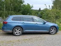 Gebraucht VW Passat Highline 190 PS (139 kW) 2018 Blau Kombi