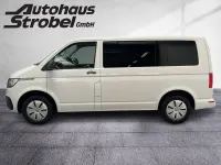 Gebraucht VW Multivan Family 150 PS (110 kW) 2021 Candyweiß Van / Kleinbus