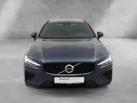 Gebraucht Volvo V60 Plus 336 PS (247 kW) 2025 Blau Kombi