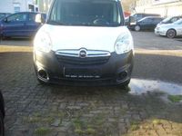 Gebraucht Opel Combo 95 PS (69 kW) 2016 Weiß Van / Kleinbus