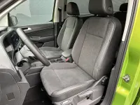 Gebraucht VW Caddy Maxi Edition 122 PS (89 kW) 2024 Gruen Van / Kleinbus