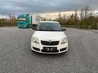 Gebraucht Skoda Fabia Style 60 PS (44 kW) 2010 Weiß Limousine