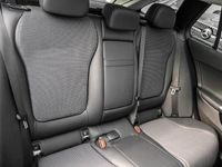 Gebraucht Mercedes C300e Avantgarde 313 PS (230 kW) 2022