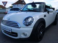 Gebraucht Mini Cooper Cabriolet 122 PS (89 kW) 2015 Weiß Cabrio