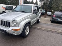 Gebraucht Jeep Cherokee Limited 204 PS (150 kW) 2005 Silber SUV