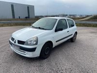 Gebraucht Renault Clio II 58 PS (42 kW) 2006 Weiß Kleinwagen