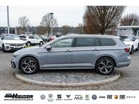 Gebraucht VW Passat R-line 190 PS (139 kW) 2023 Grau Kombi
