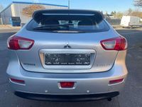 Gebraucht Mitsubishi Lancer Instyle 143 PS (105 kW) 2009 Coolsilber (m) Kleinwagen