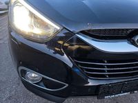 Gebraucht Hyundai Tucson 166 PS (122 kW) 2015 Schwarz SUV