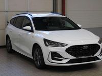 Neu Ford Focus ST-Line 125 PS (91 kW) 2025 Frozen white Kombi