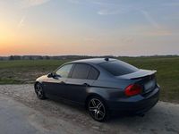 Gebraucht BMW 318 129 PS (94 kW) 2006 Grau Limousine