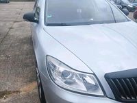Gebraucht Skoda Octavia 160 PS (117 kW) 2009 Grau Kombi