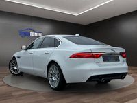 Gebraucht Jaguar XF Prestige 300 PS (220 kW) 2017 Weiß Limousine