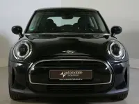 Gebraucht Mini Cooper Essential 136 PS (100 kW) 2022 Midnight black met. Kleinwagen