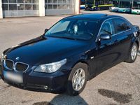 Gebraucht BMW 520 163 PS (119 kW) 2006 Blau Limousine