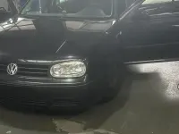 Second-hand VW Golf IV 100 CP (73 kW) 2002 Negru Hatchback