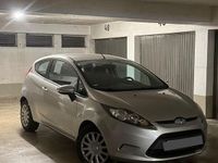 Gebraucht Ford Fiesta 80 PS (58 kW) 2009 Silber Kleinwagen