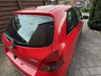 Gebraucht Toyota Yaris 69 PS (50 kW) 2007 Rot Kleinwagen
