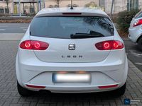 Gebraucht Seat Leon 105 PS (77 kW) 2011 Weiß Kleinwagen