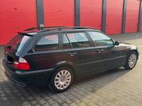 Gebraucht BMW 316 116 PS (85 kW) 2005 Schwarz Kombi