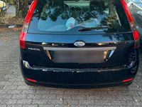 Gebraucht Ford Fiesta 60 PS (44 kW) 2005 Blau Kleinwagen