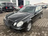 Gebraucht Mercedes E220 Avantgarde 150 PS (110 kW) 2005 Schwarz Limousine