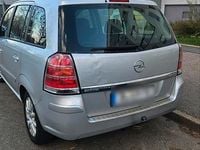 Gebraucht Opel Zafira 150 PS (110 kW) 2006 Silber Van / Kleinbus
